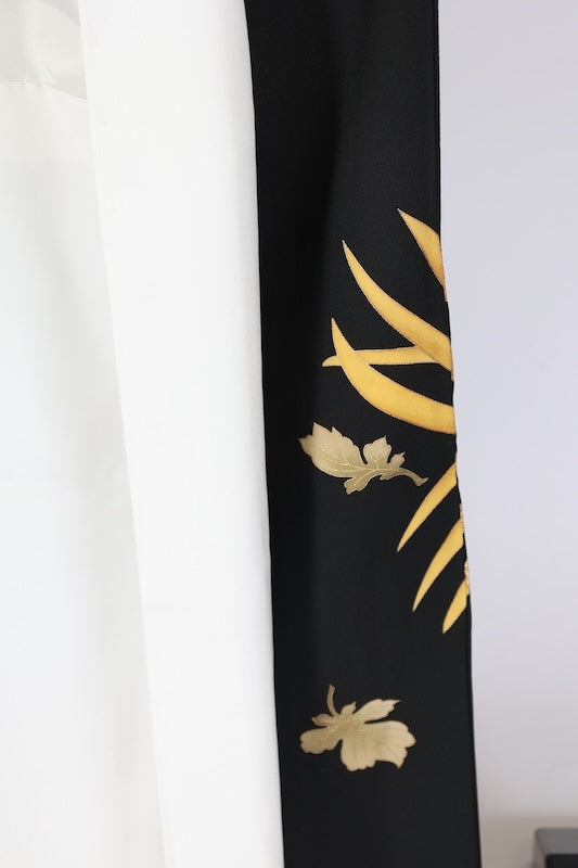 Japanese kimono used <kurotomesode> Msize silk 100% /T593