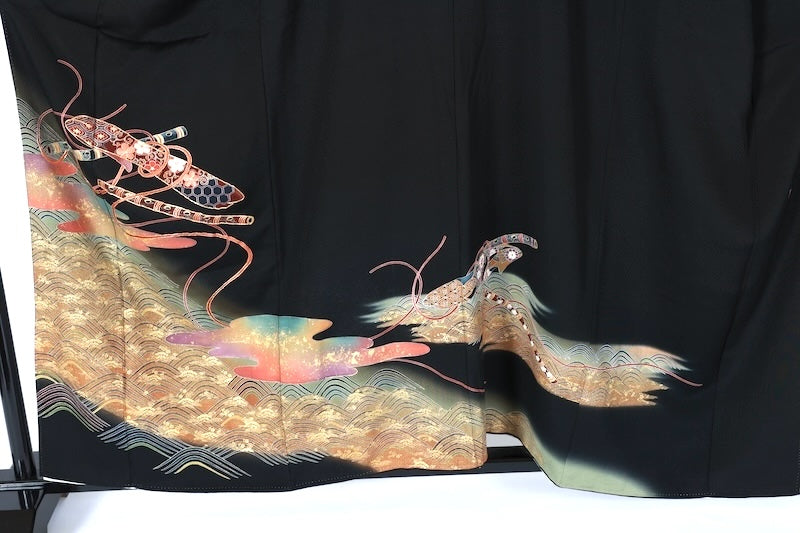 Japanese kimono used <Kurotomesode> Lsize silk 100% /T592