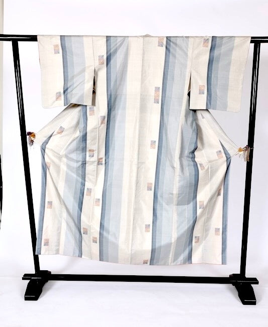 Japanese kimono used <Tsumugi> Msize silk 100% /T589