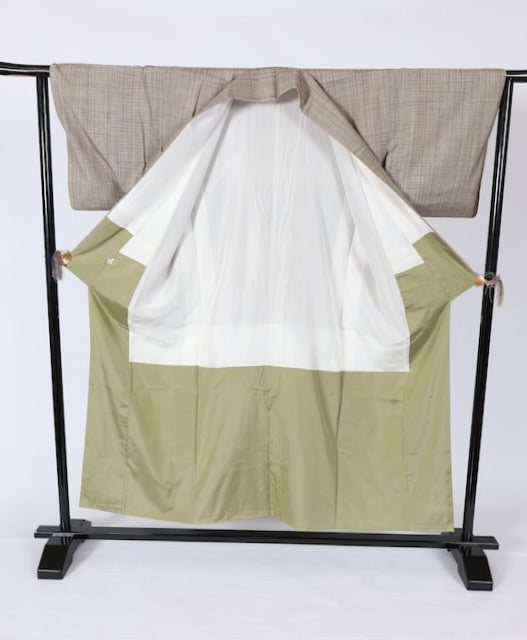 Japanese kimono used <Tsumugi> Msize silk 100% /T584
