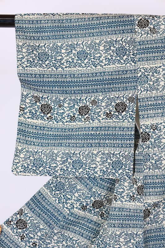 Japanese kimono used <Tsumugi> Msize silk 100% /T583