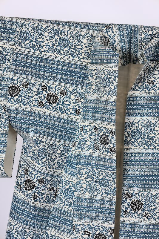 Japanese kimono used <Tsumugi> Msize silk 100% /T583