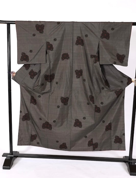 Japanese kimono used <Tsumugi> Msize silk 100% /T585