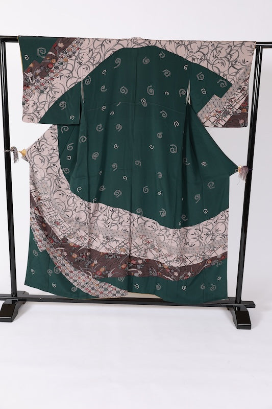 Japanese kimono used <houmongi> M-size silk 100% /B1105