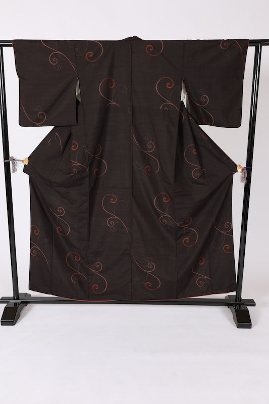 Japanese Kimono used Yonezawa Tsumugi silk fabric, black and light shades of brown, fern pattern, ikat weave, handwoven, L74