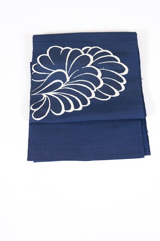 Nagoya obi used (sash), Tsumugi silk, indigo and white floral pattern, handwoven, L94