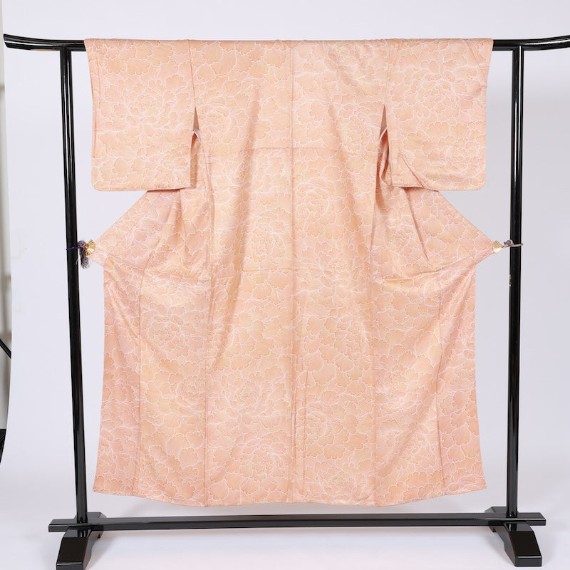 Japanese kimono (M) -size 100% silk / B390