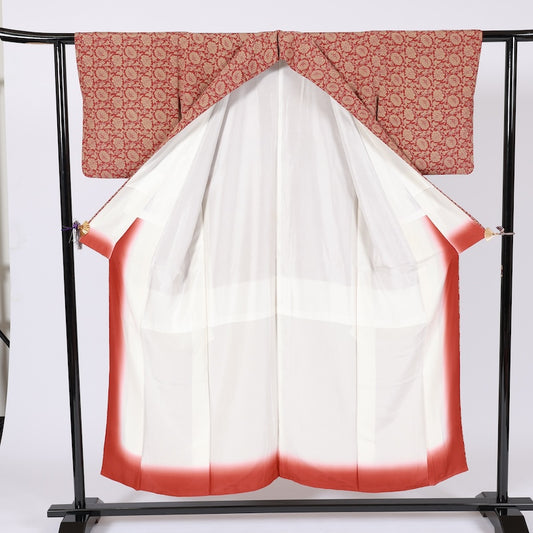 Japanese kimono (M) -size 100% silk / 389