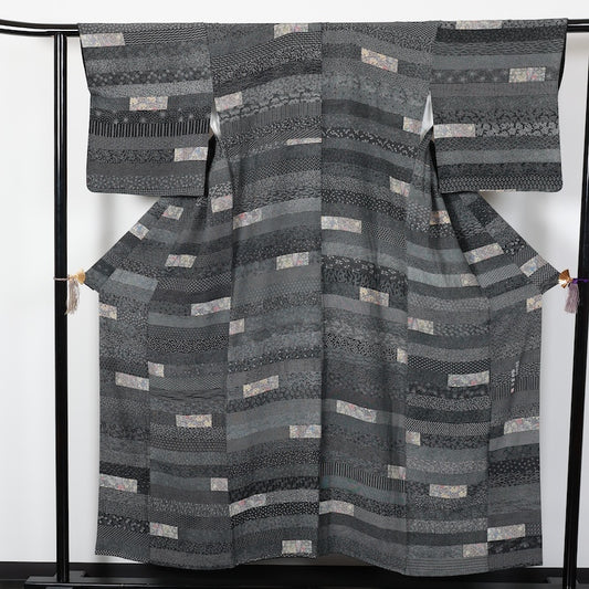 Japanese kimono used <komon>-size M silk 100% silk /T90