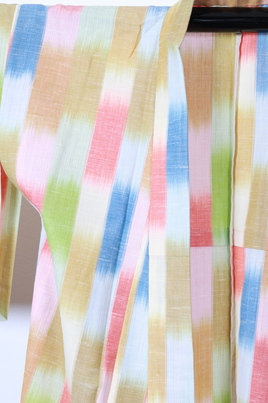 Komon kimono red blue brown green pre-owned /R579