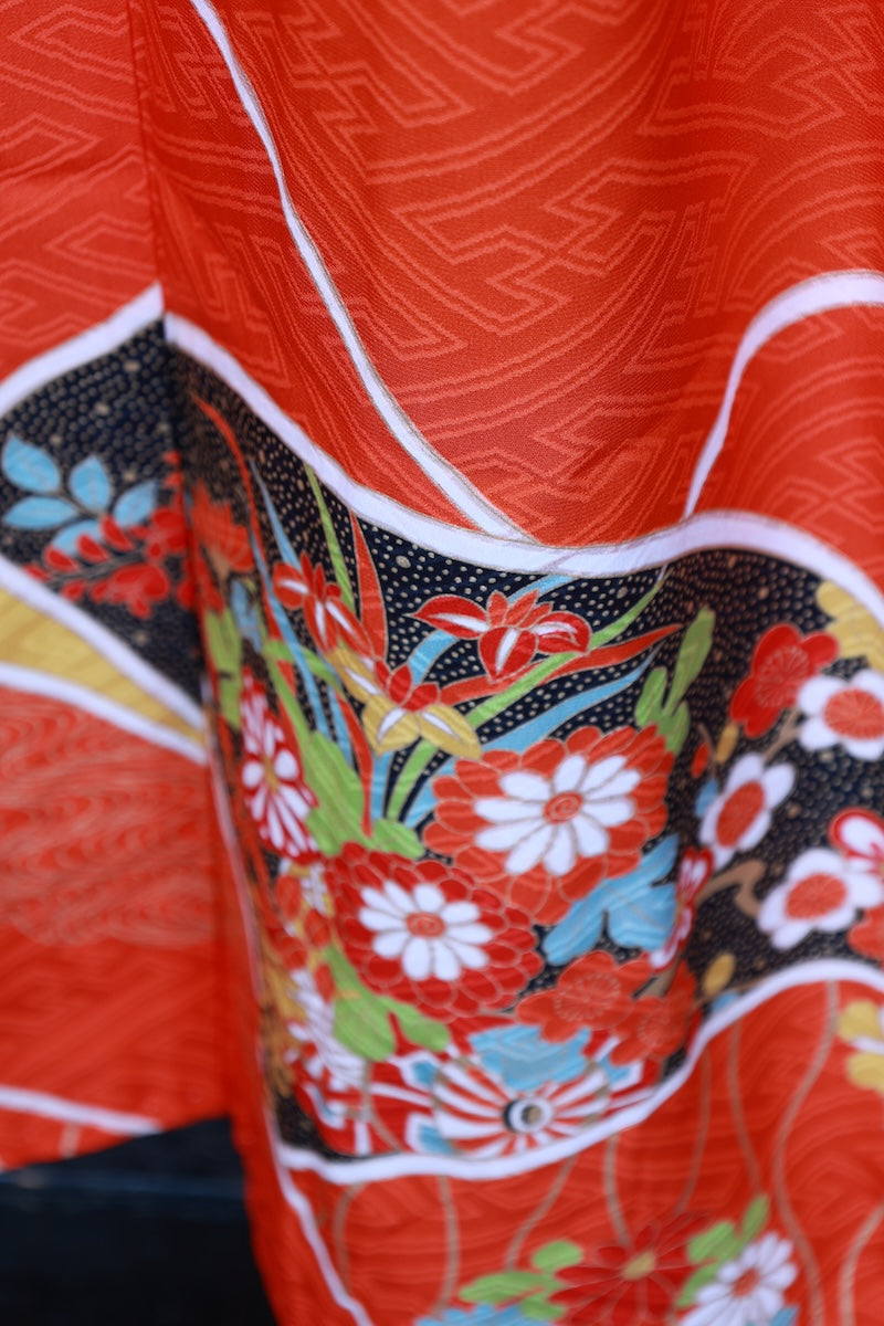 Kids girl Japanese kimono used <Yotsumi> silk 100% /B49