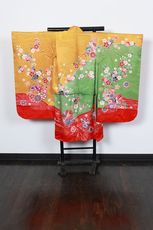 Kids girl Japanese kimono used <Yotsumi> silk 100% /B44