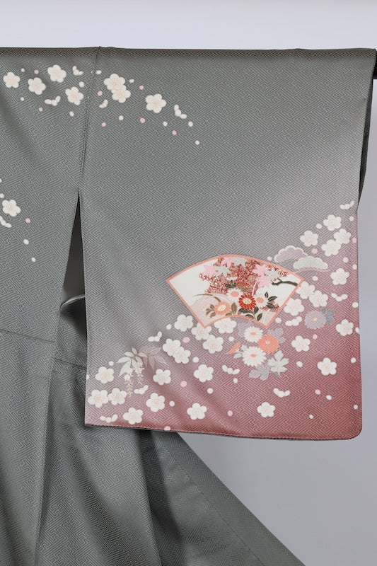 Japanease kimono used(Houmongi) L-size 100% silk /A495