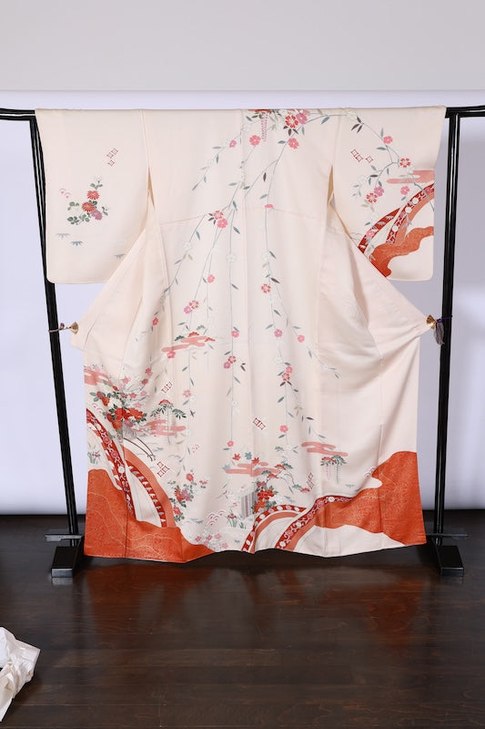 Japanease kimono used(Houmongi) L-size 100% silk /A501