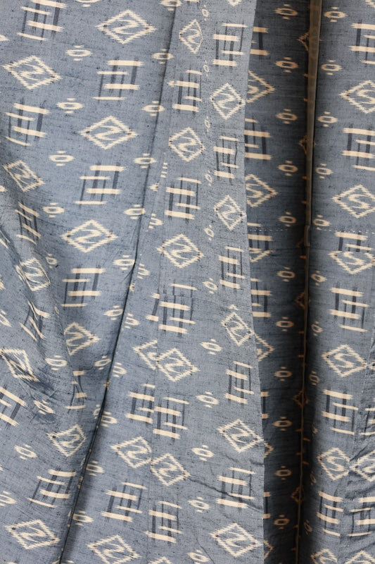 Japanese kimono used <Tsumugii> Msize silk 100% /T142