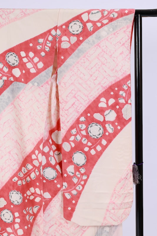 Long-sleeved kimono (Furisode) /A039
