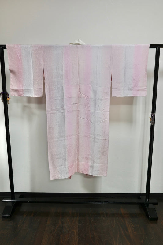 Nagajuban (long under-kimono) purple shades pre-owned /AZ44