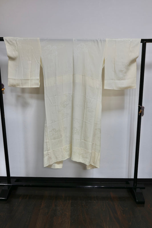 Nagajuban (long under-kimono) pre-owned /AZ28