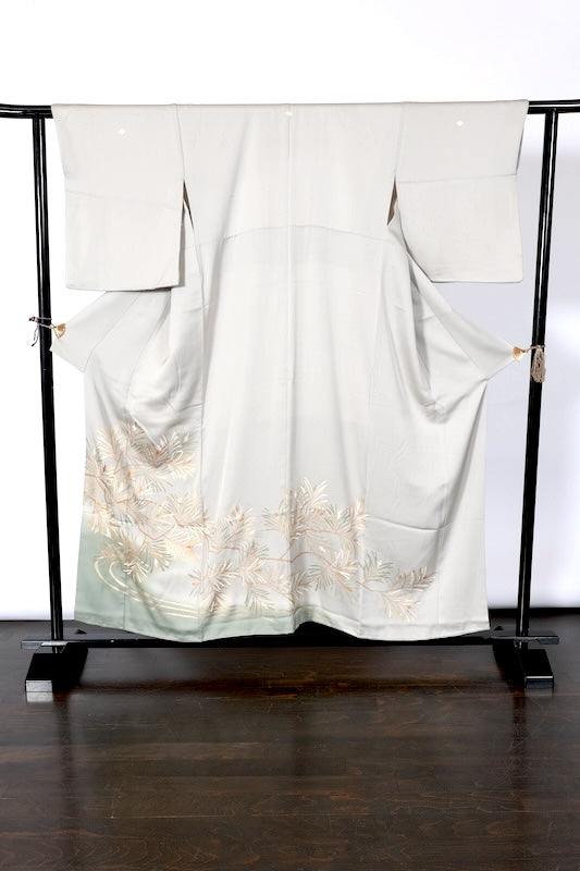 Used kimono (Irotomesode) M-size 100% silk / A508