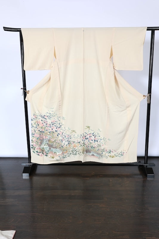 Used kimono (Irotomesode) L-size 100% silk /
