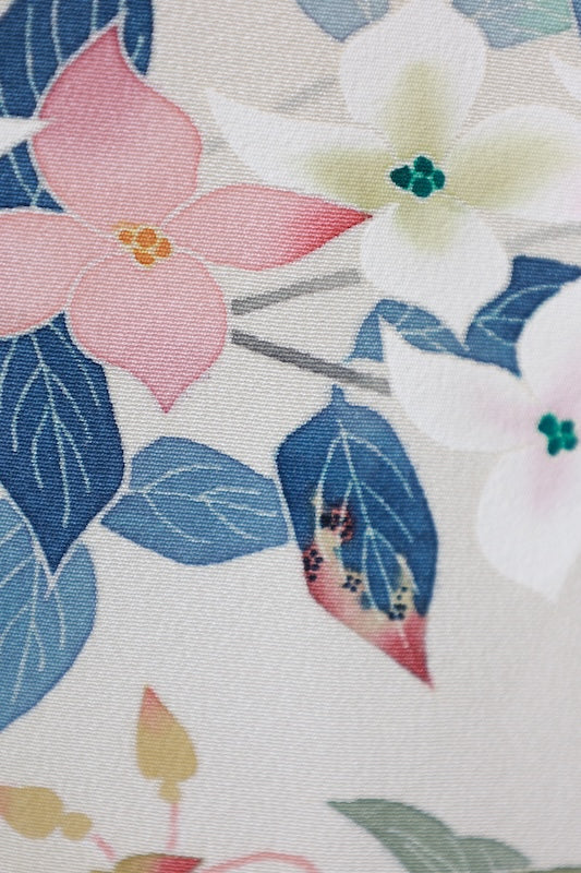 Japanese kimono used (Irotome) M-size 100% silk /A16