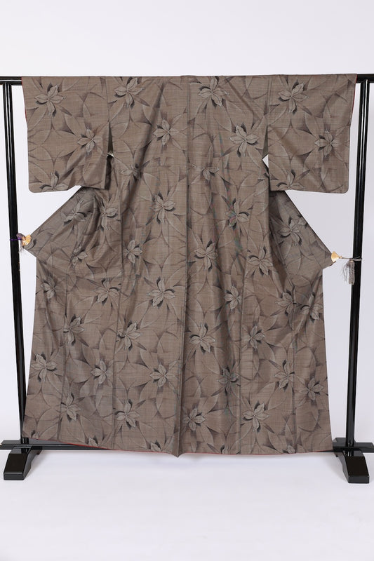 Japanese kimono used <tsumugi> Msize silk 100% /B534