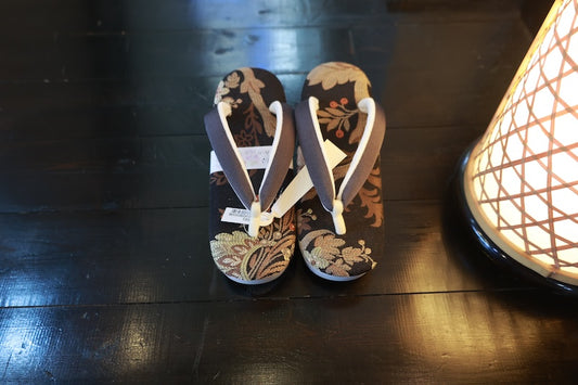 Footwear(Zori) New /R8