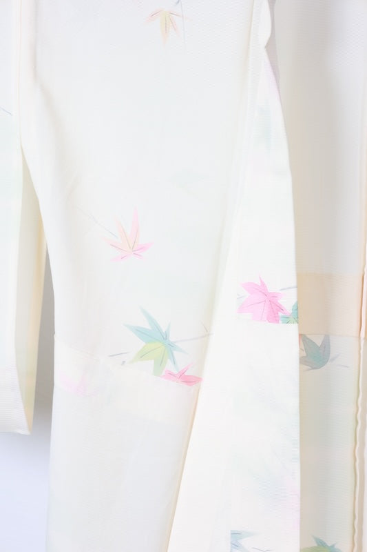 Summer Komon used (small patterned kimono fabric), Ro (high-quality silk), Beige, Blue, Gray, Green, Red, Maple leaf pattern, L184