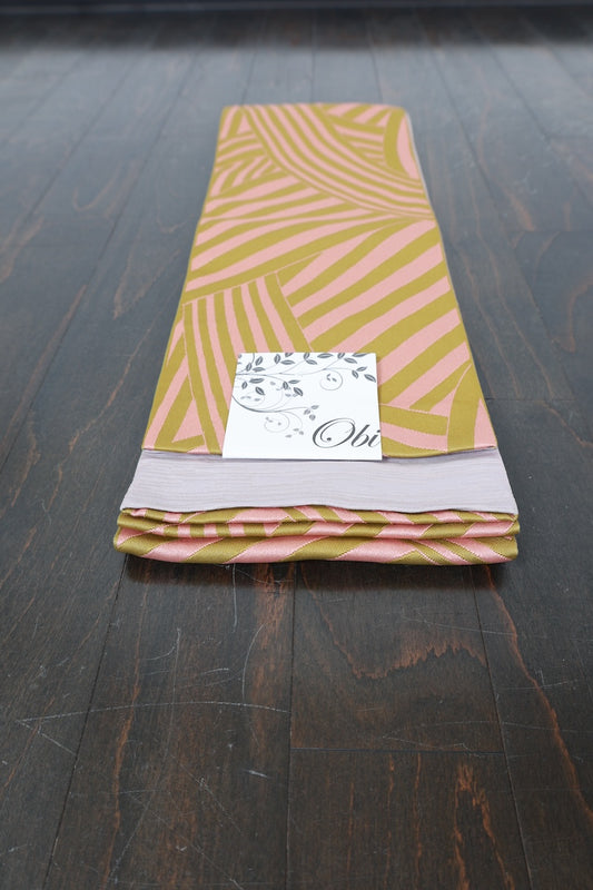Brand-new half-width obi; green and light brown wave pattern; gray P4.