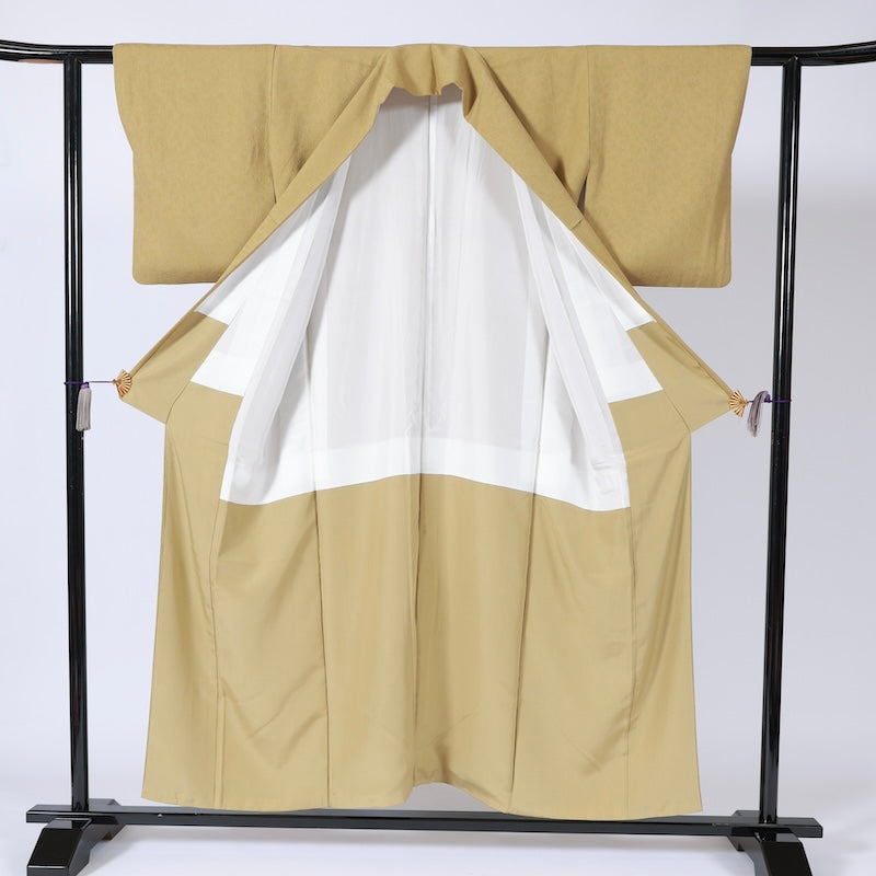 Japanese kimono (Iromuzi) M-size 100% silk / B14