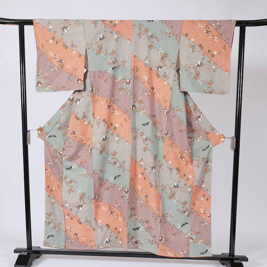 Japanese kimono (Komon) M-size 100% silk / B23