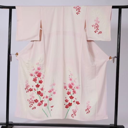 Japanese kimono (Houmongi) M-size silk / B37