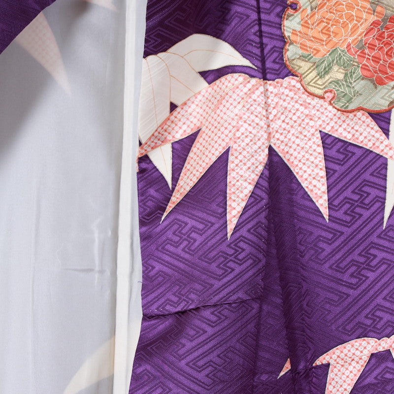 Long-sleeved kimono (Furisode) /B39