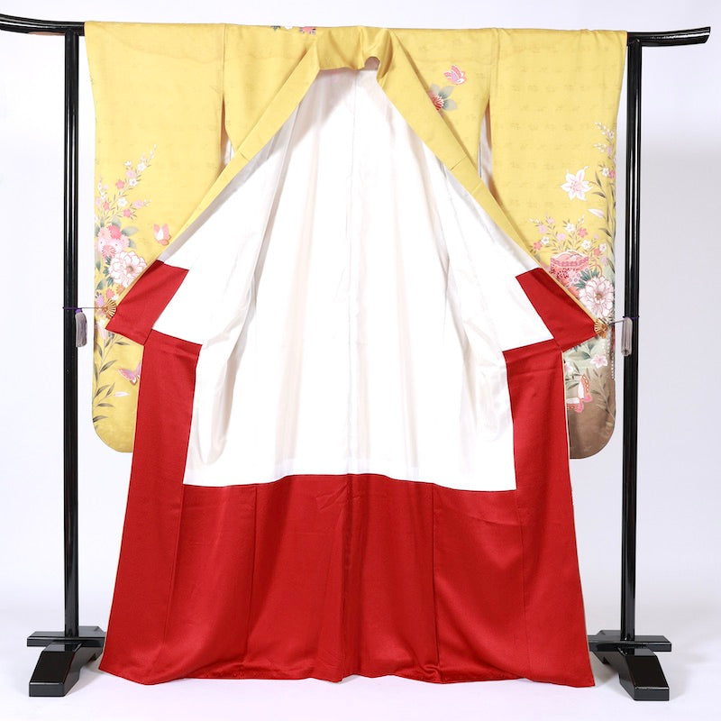 Long-sleeved kimono (Furisode) /B41