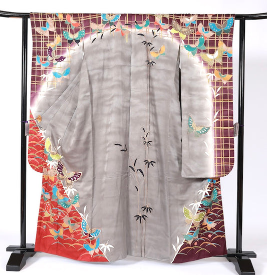 Long-sleeved kimono (Furisode) /B43