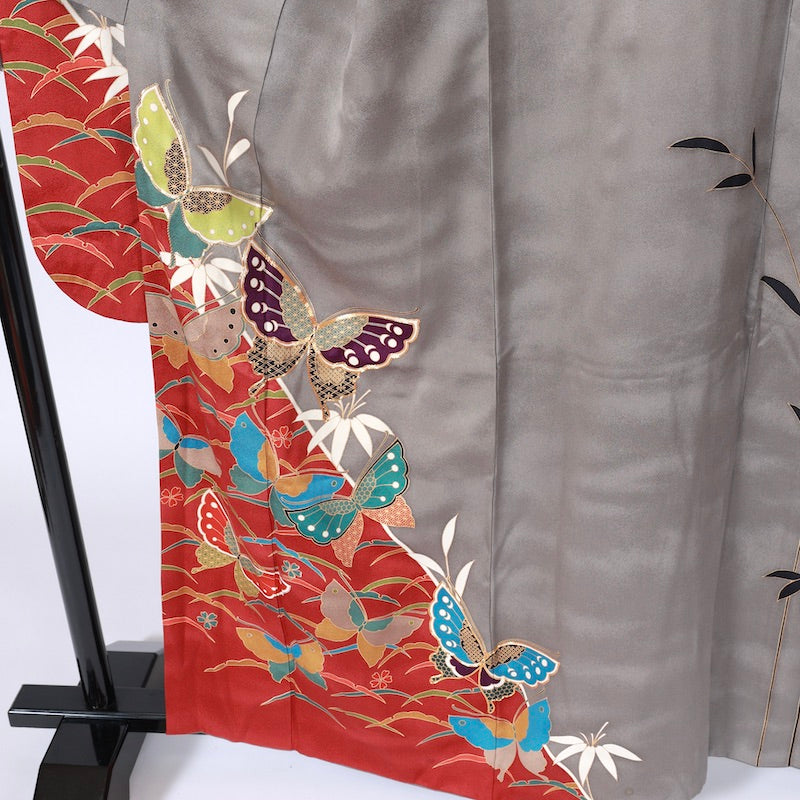 Long-sleeved kimono (Furisode) /B43