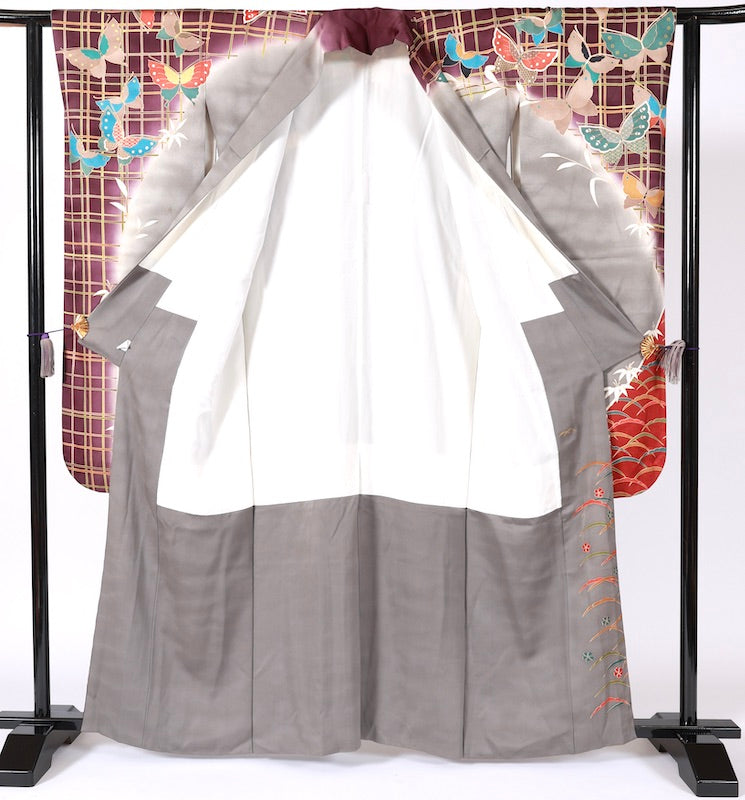 Long-sleeved kimono (Furisode) /B43