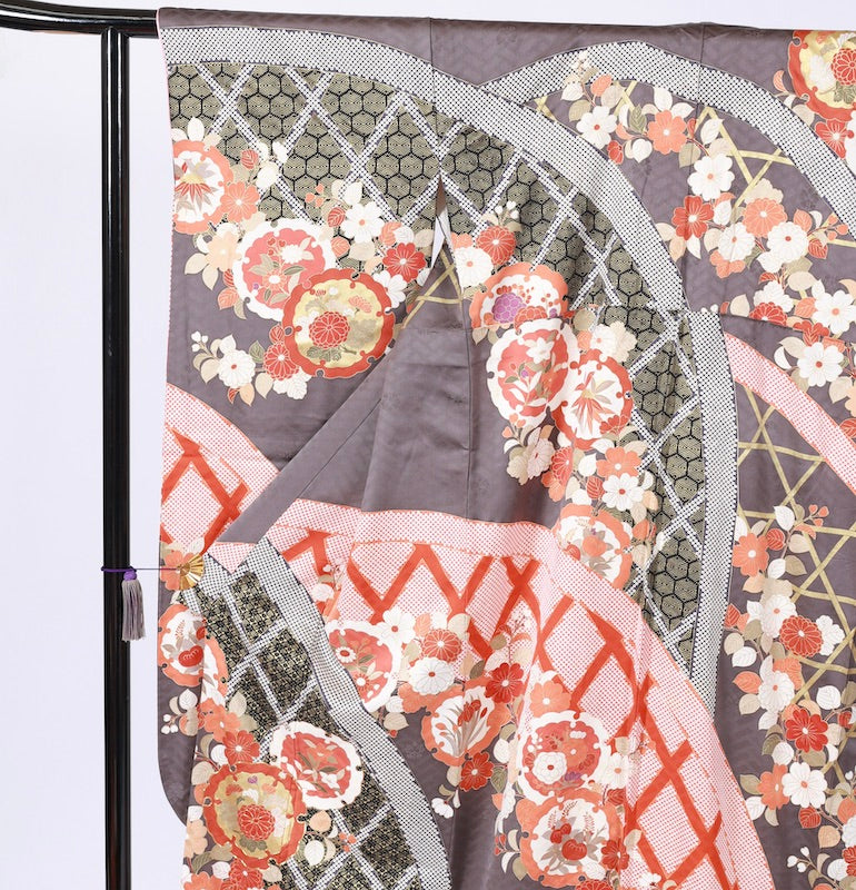 Long-sleeved kimono (Furisode) /B42