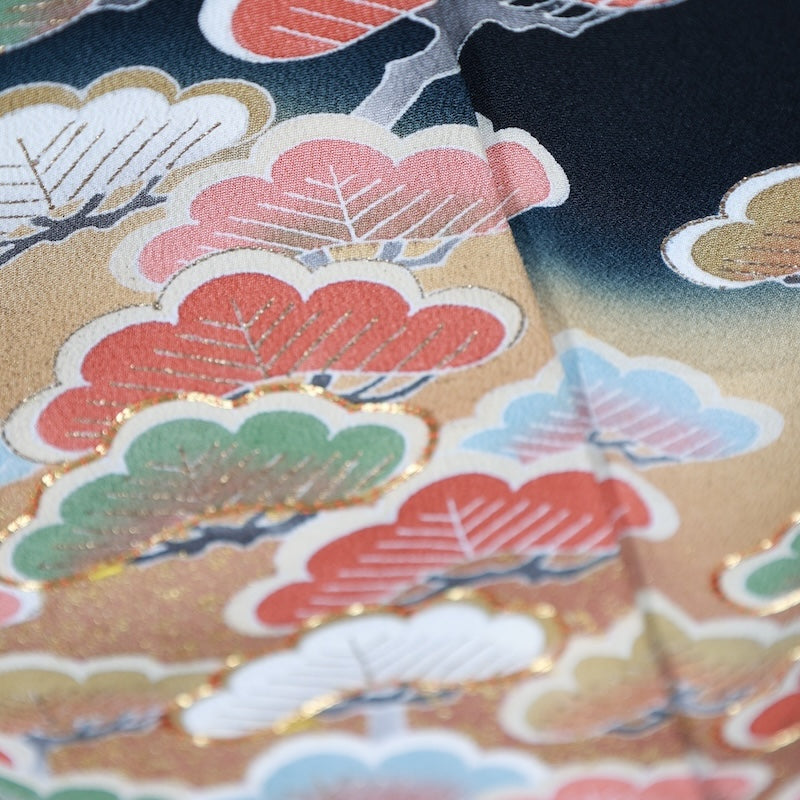 Japanese kimono used <Kurotomesode> M-size silk 100% /B726