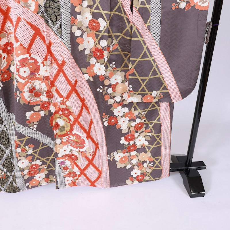 Long-sleeved kimono (Furisode) /B42