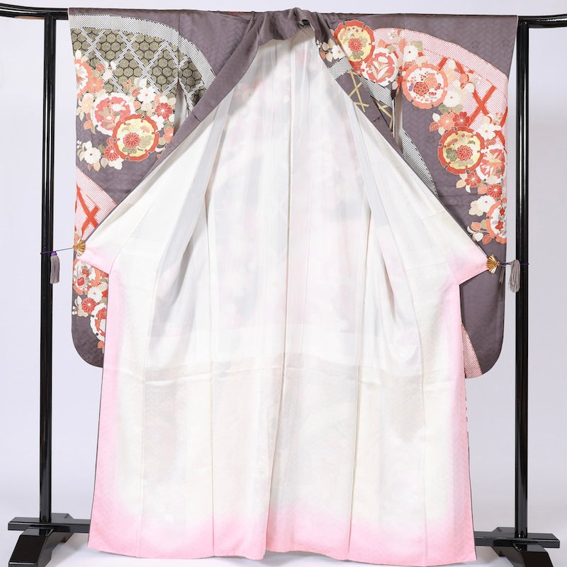 Long-sleeved kimono (Furisode) /B42