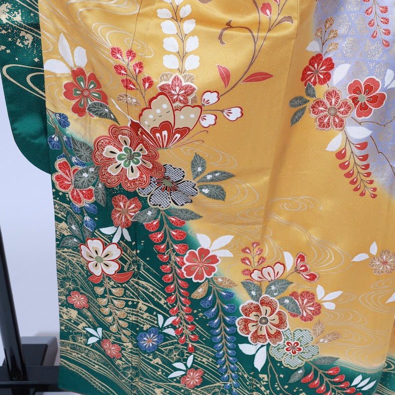 Long-sleeved kimono (Furisode) /B45