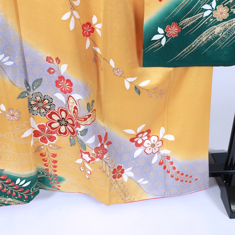 Long-sleeved kimono (Furisode) /B45