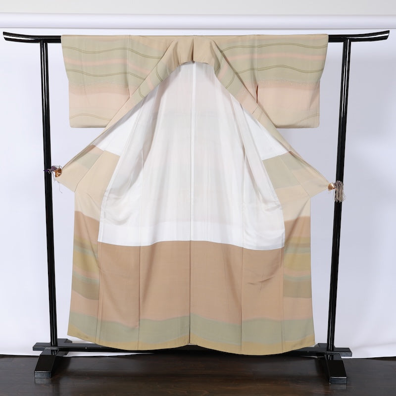 Japanese kimono used <houmongi> M-size silk 100% /B721