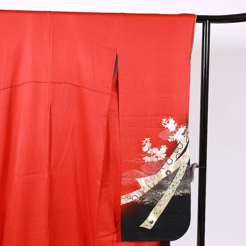 Long-sleeved kimono (Furisode) /B54