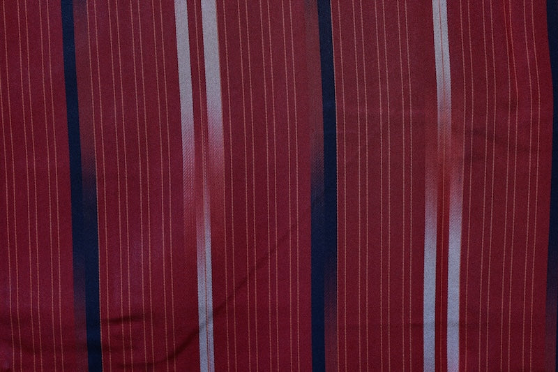 Rain coat red stripe pre-owned /AZ114