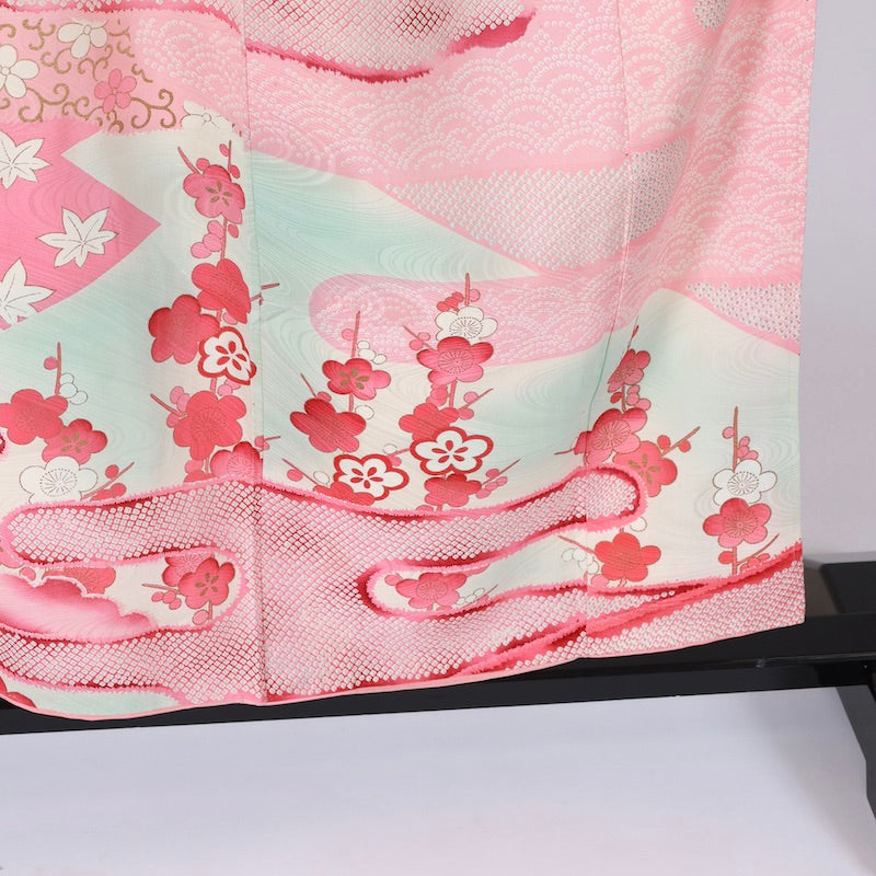 Long-sleeved kimono (Furisode) /B57