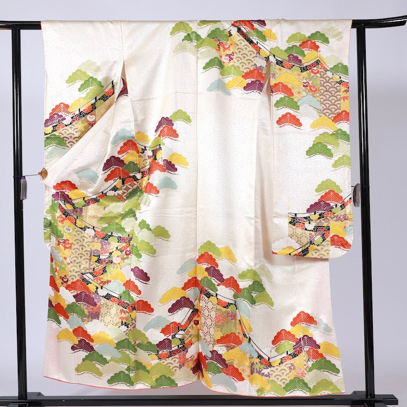 Long-sleeved kimono (Furisode) /B58