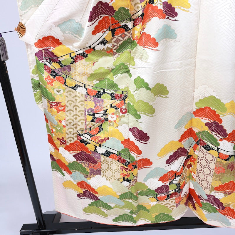 Long-sleeved kimono (Furisode) /B58