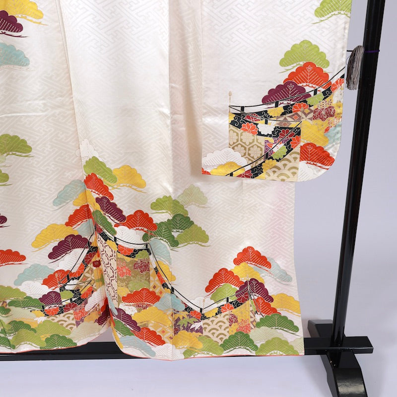 Long-sleeved kimono (Furisode) /B58